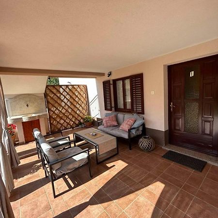 Vozilici Apartmani Antonija מראה חיצוני תמונה