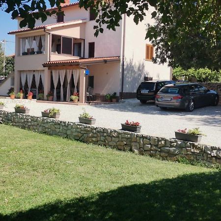 Vozilici Apartmani Antonija מראה חיצוני תמונה