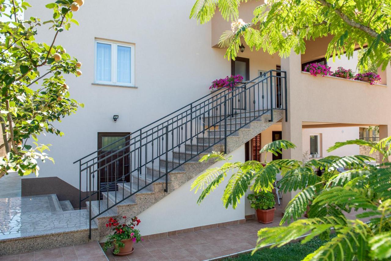 Vozilici Apartmani Antonija מראה חיצוני תמונה