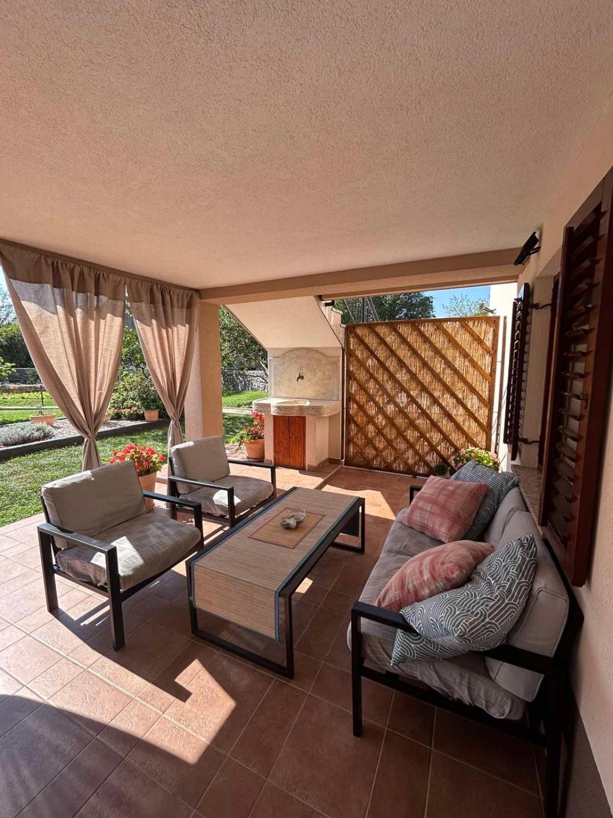 Vozilici Apartmani Antonija מראה חיצוני תמונה